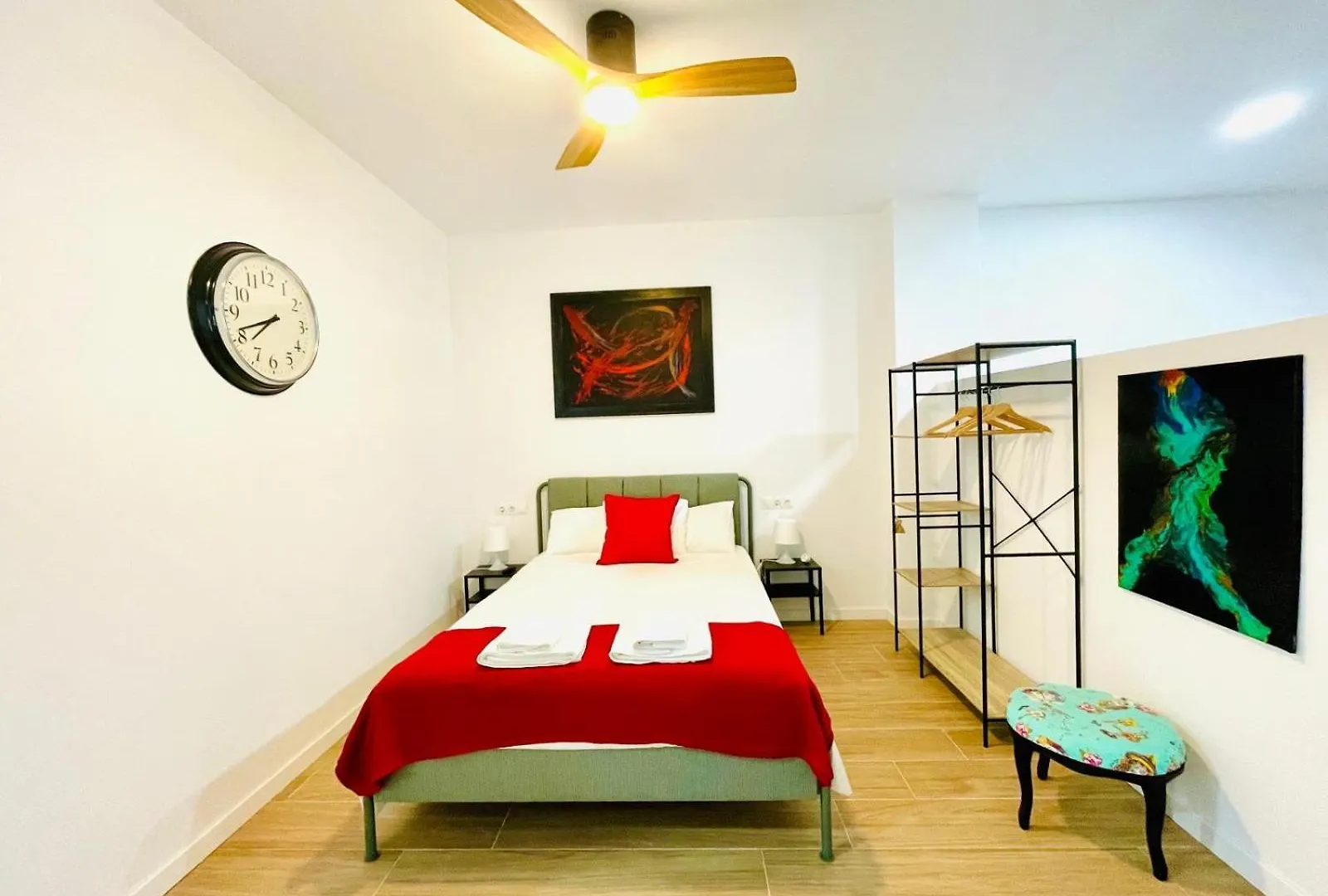 Completo Y Bello Apartamento En Malaga 0*,  Spain